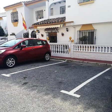 Lomas De Benalmar Av Palmeras *