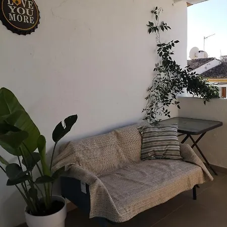 Lomas De Benalmar Av Palmeras 公寓 *
